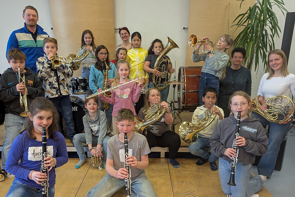 Gruppenbild des Jugendblasorchesters